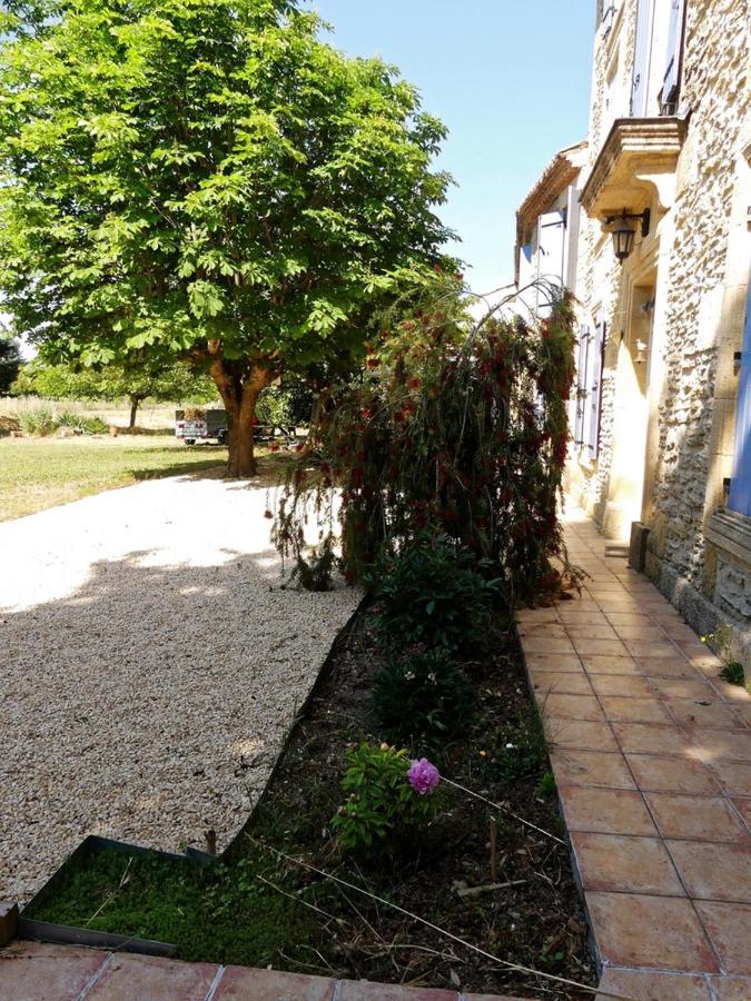 Bed and Breakfast Mas Du Puits Blanc Sernhac Экстерьер фото